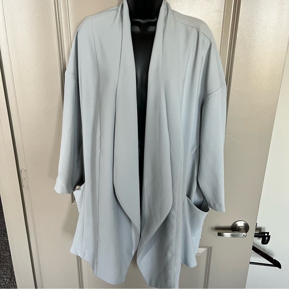NWOT Madison Blazer, 2X - Picture 3 of 10